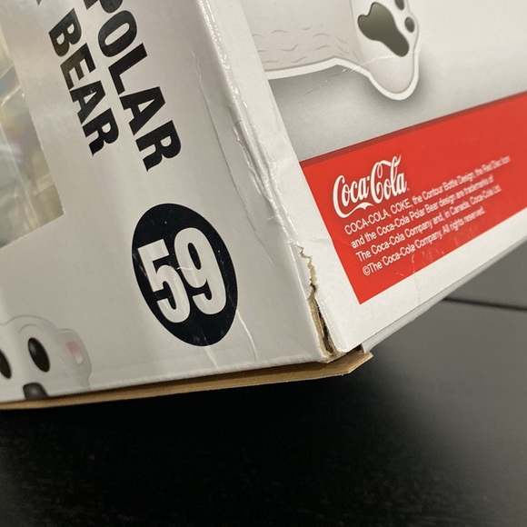 Funko Coca Cola Polar Bear Super Sized 10" POP! Vinyl Figure Limited Edition - Picture 6 of 13